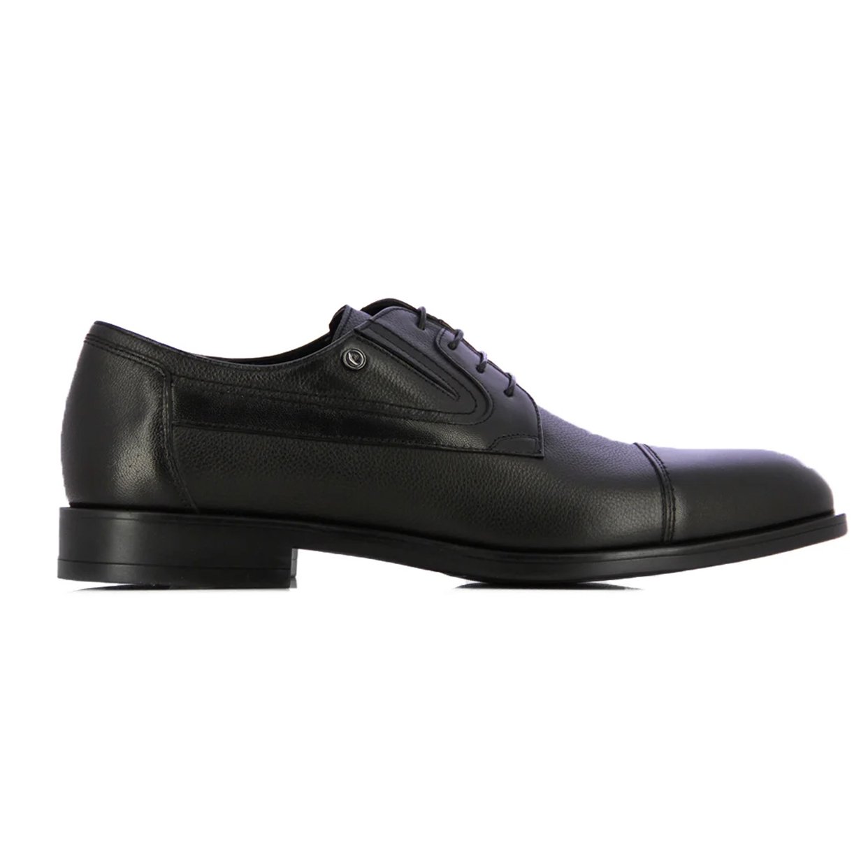 Parker Lace-Ups -Black