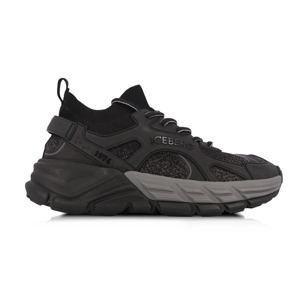 One Sneaker in Sock Version -Black