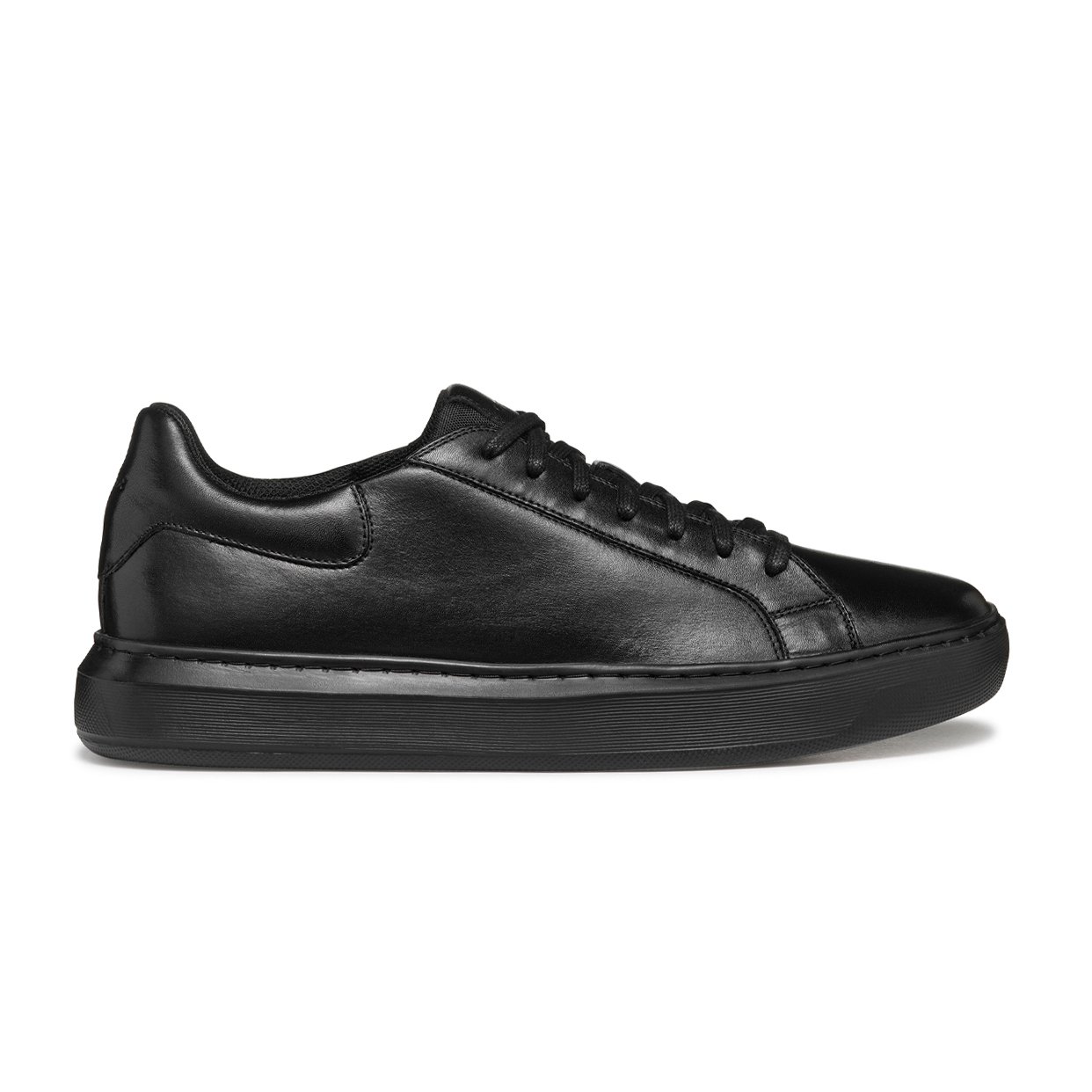 Deiven Low Top Sneaker -Black