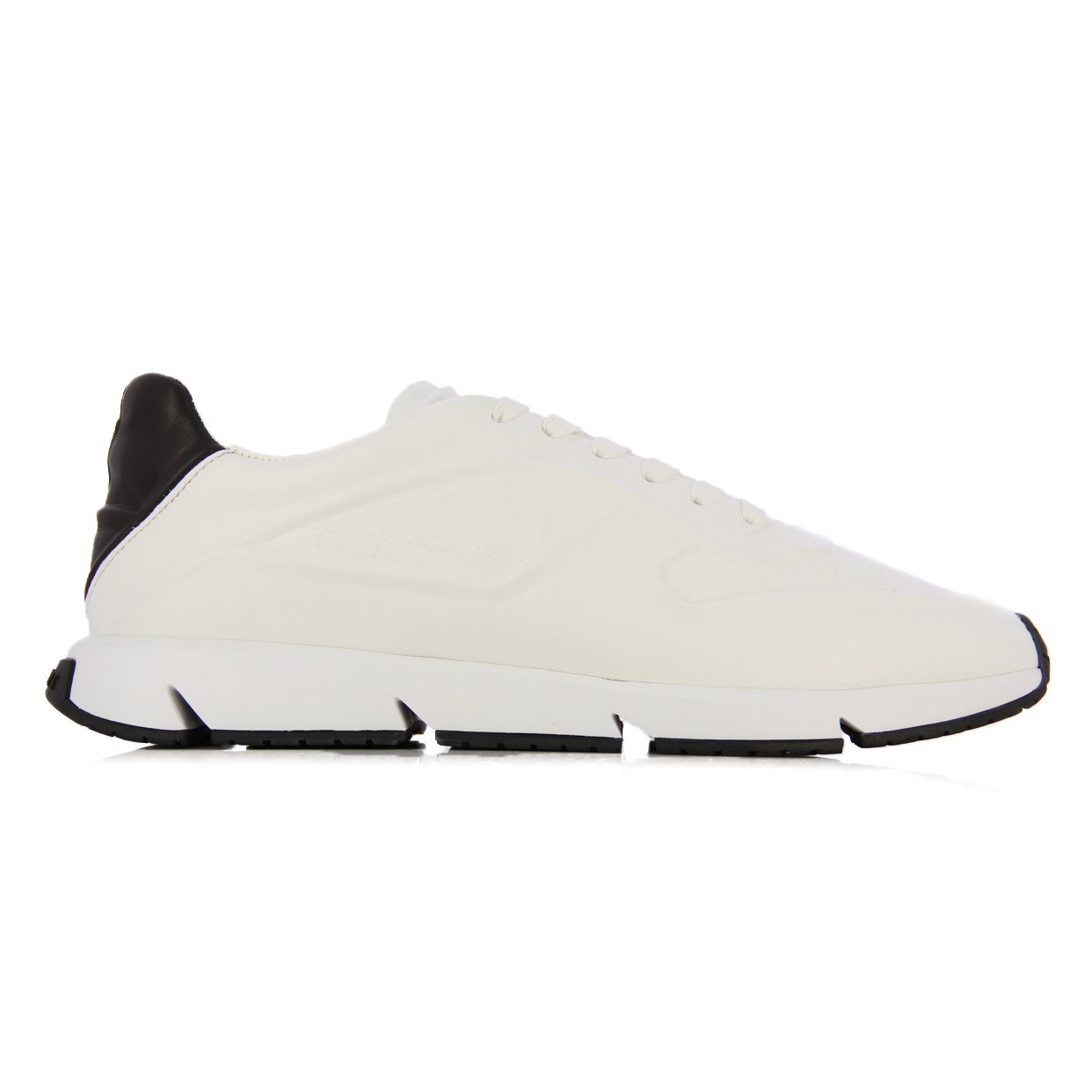 Razor Walk -White