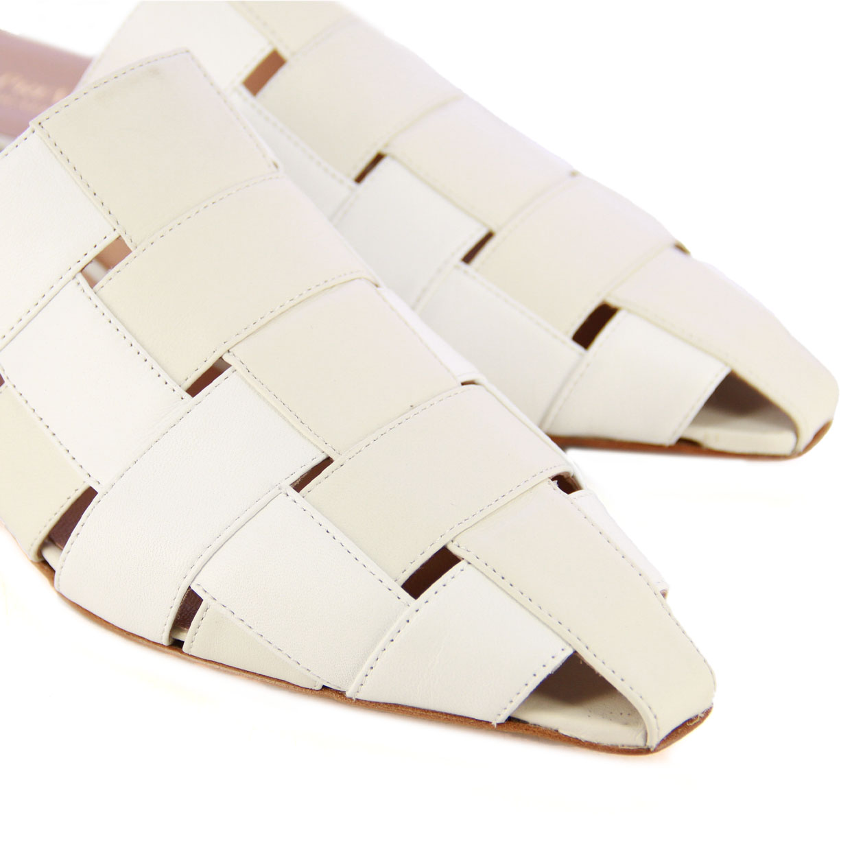 Interlace Point Mule -White/Beige - Image 4