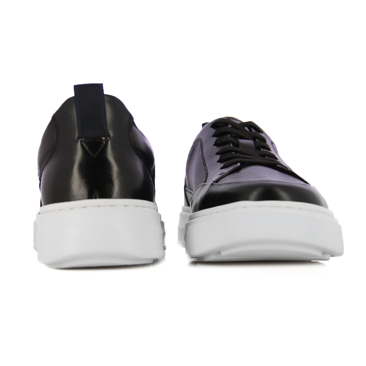 Refined Leather Low-Top Sneaker -Black - Image 5