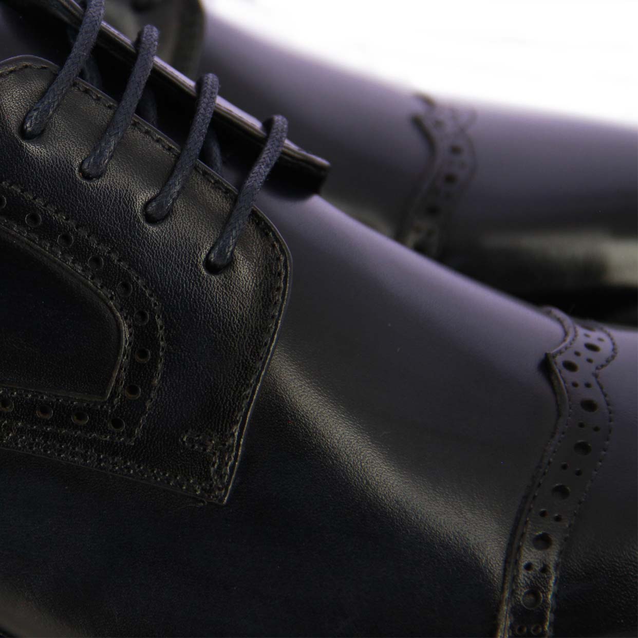 Brogue Derby Shoe -Navy - Image 4