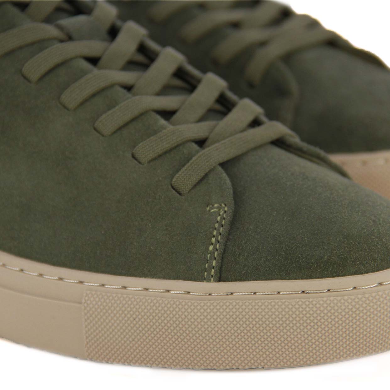 Suede Low-Top Sneakers -Green - Image 4