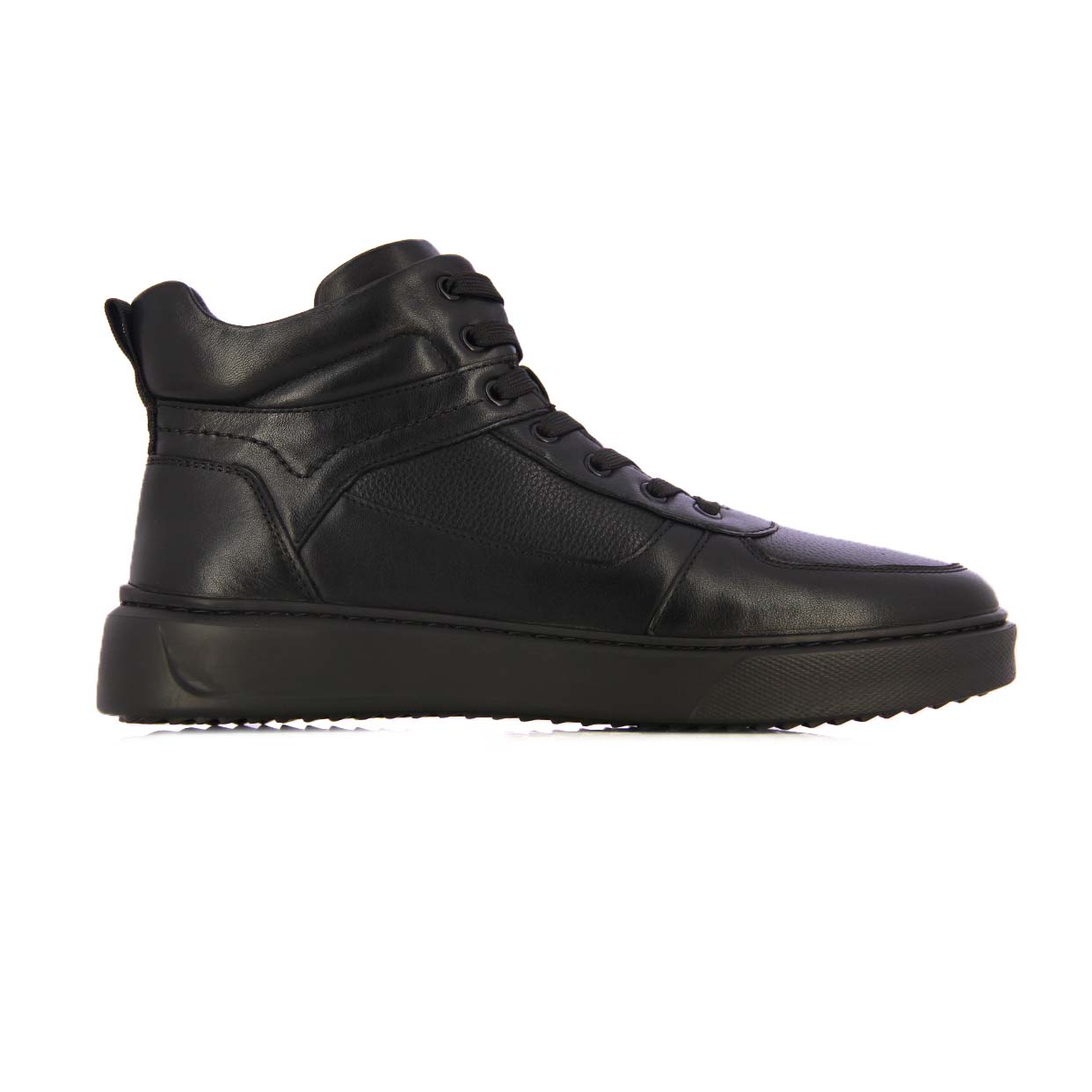 Hi-Top Leather Sneakers -Black