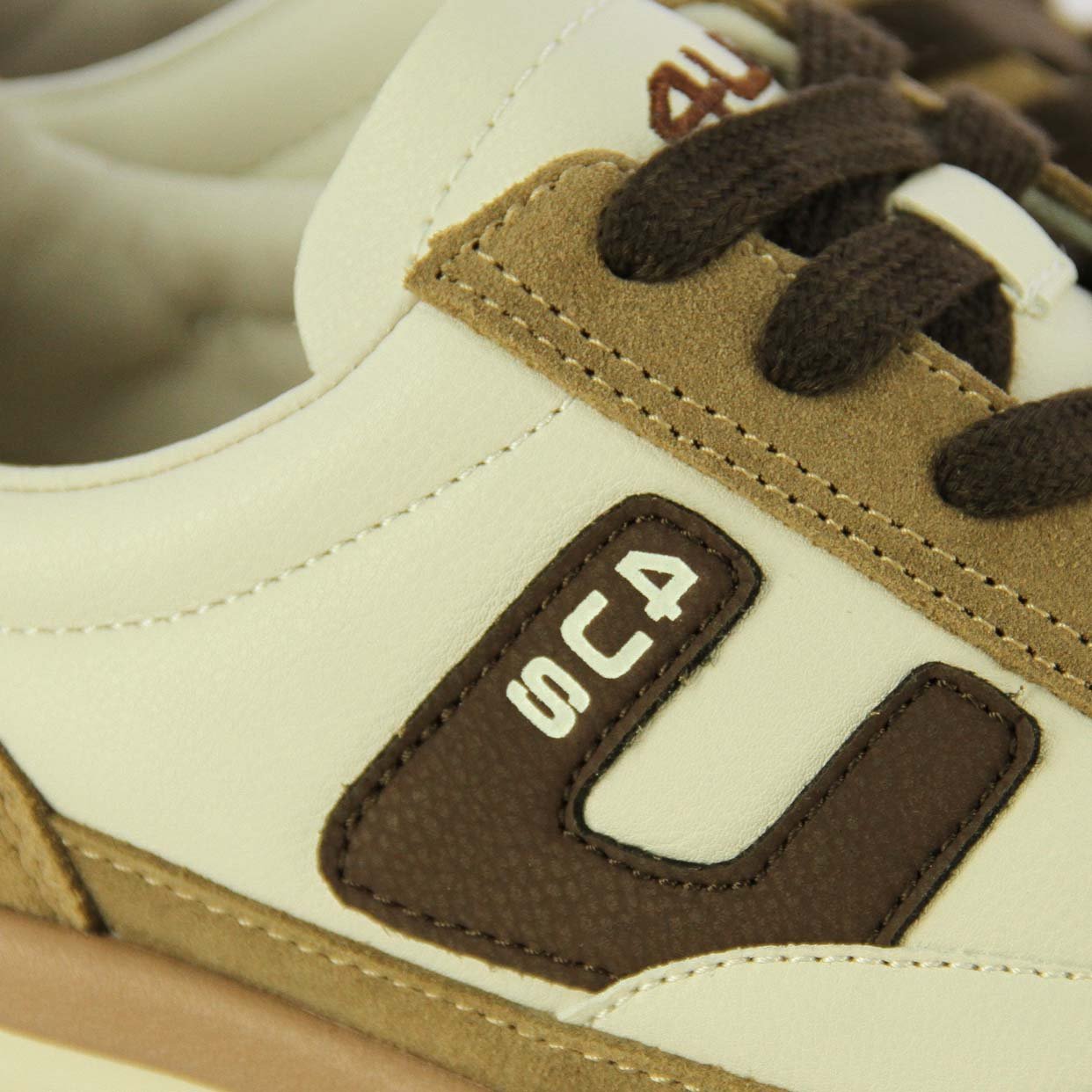 Textured Low-Top Sneaker -Beige - Image 4