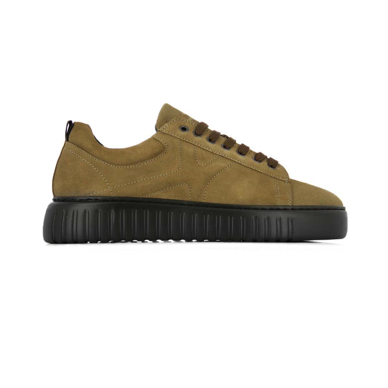 Suede Low‑Top Sneaker -Tabacco