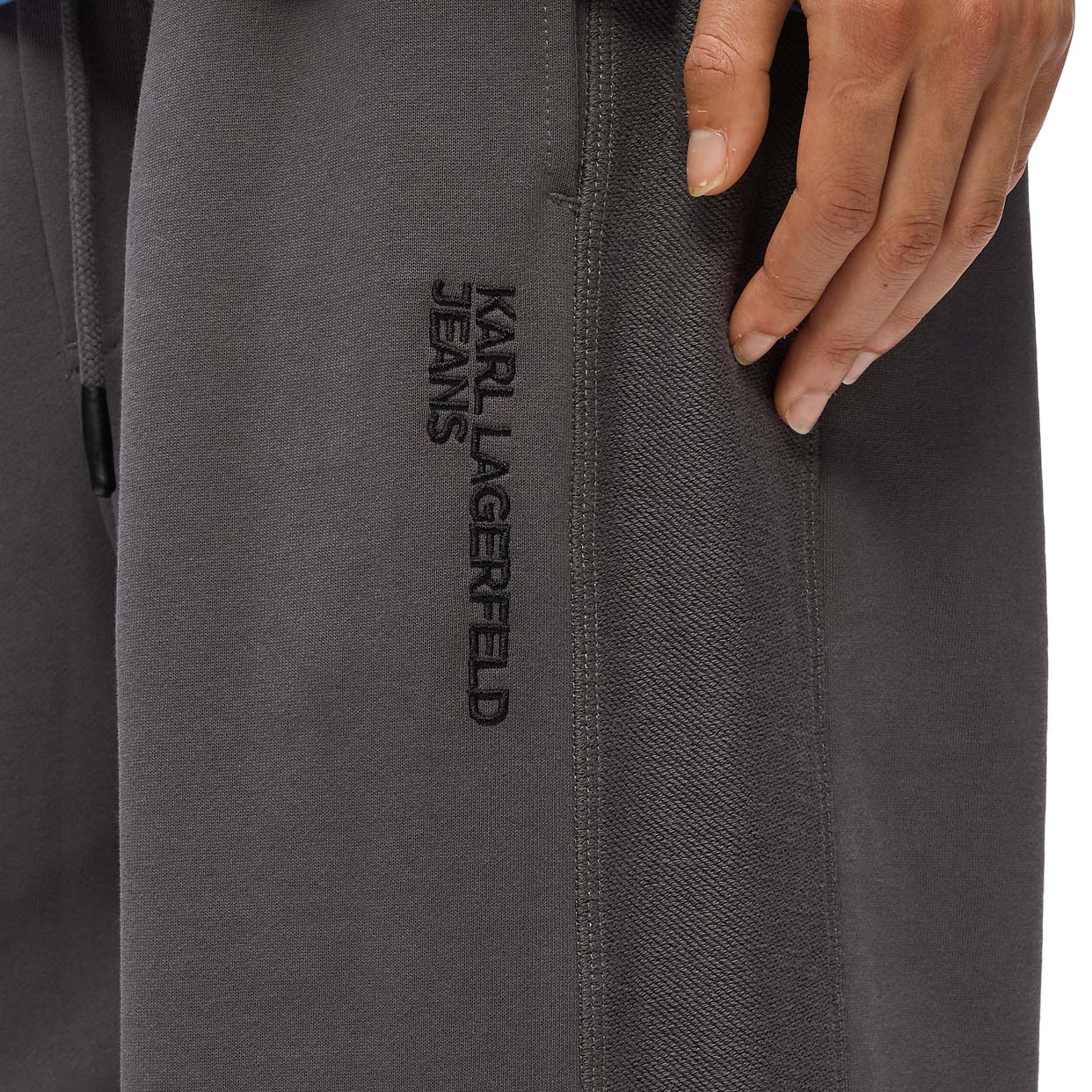 Inside-Out Sweatpants -Magnet - Image 3